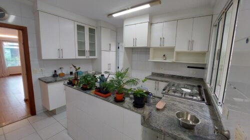 Sobrado, aluguel, 222 m², 3 suítes, Vila Madalena – São Paulo – SP