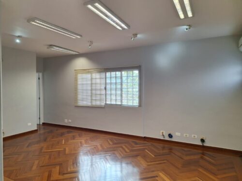 Imóvel com 7 Sala, Quartos e 7 banheiros para Alugar, 601 m² – Pacaembú – São Paulo – SP