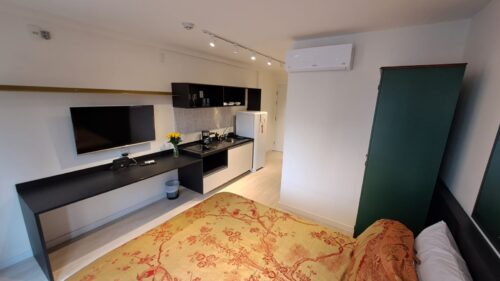 Studio, aluguel e venda, 27m² mobiliado, ao lado do metrô V. Madalena – São Paulo – SP.