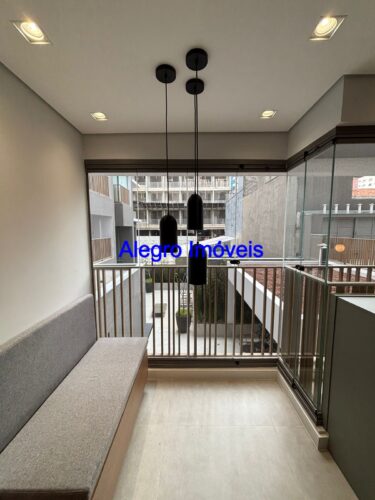 Studio na Vila Madalena, aluga, 100% MOBILIADO, 27m² a passos da Estação do Metrô, São Paulo – SP