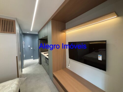 Studio na Vila Madalena, aluga, 100% MOBILIADO, 27m² a passos da Estação do Metrô, São Paulo – SP