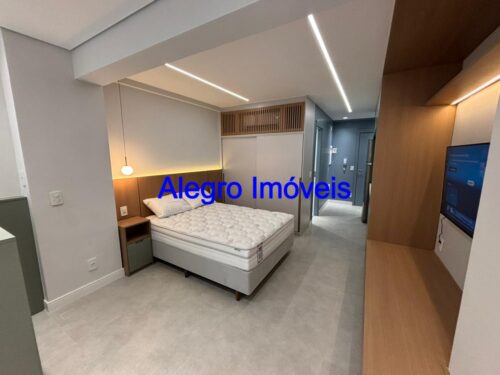 Studio na Vila Madalena, aluga, 100% MOBILIADO, 27m² a passos da Estação do Metrô, São Paulo – SP