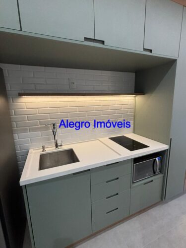 Studio na Vila Madalena, aluga, 100% MOBILIADO, 27m² a passos da Estação do Metrô, São Paulo – SP
