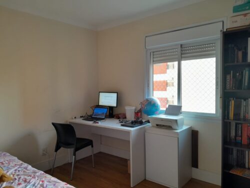 Apartamento, vende, 110m², 3 dorm. sendo 1 suíte, Perdizes, ao lado da PUC.