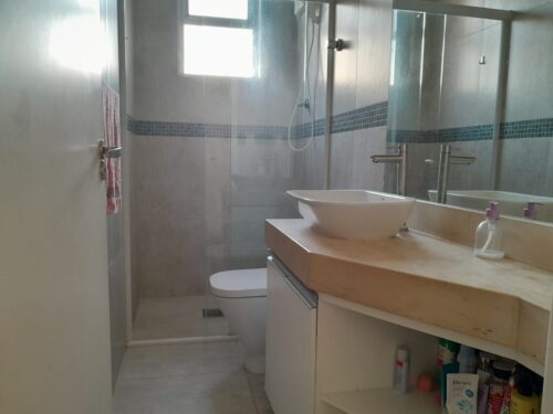 Apartamento, vende, 110m², 3 dorm. sendo 1 suíte, Perdizes, ao lado da PUC.