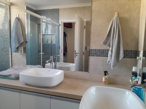 Apartamento, vende, 110m², 3 dorm. sendo 1 suíte, Perdizes, ao lado da PUC.