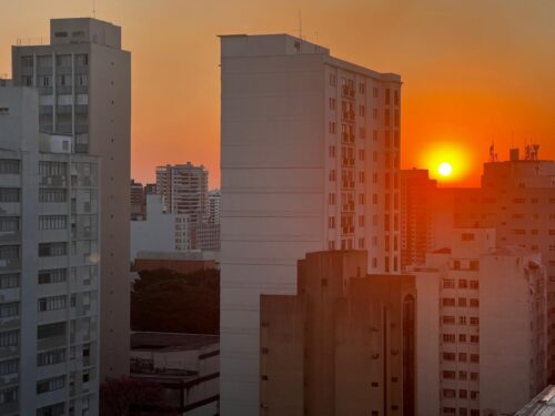 Apartamento, aluga, 200m², 4 dorm., sendo 1 suíte em Perdizes – SP.