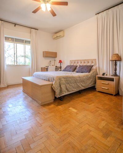 Belíssimo Sobrado, vende e aluga, 410 m², no bairro de Pacaembú em São Paulo – SP