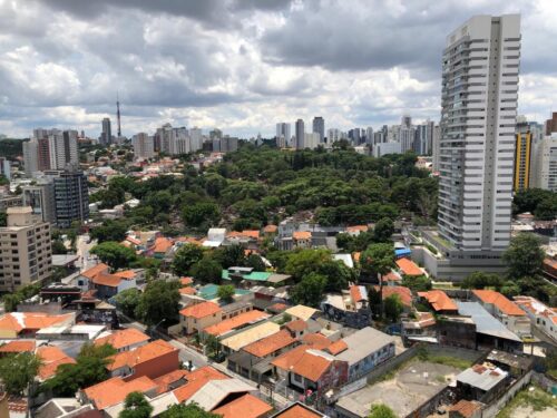 Apartamento, vende ou aluga, 76m², 2 dorm. 1 suíte em Pinheiros – São Paulo – SP