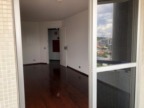 Apartamento, vende ou aluga, 76m², 2 dorm. 1 suíte em Pinheiros – São Paulo – SP