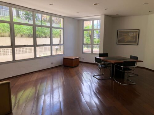 Apartamento, vende ou aluga, 76m², 2 dorm. 1 suíte em Pinheiros – São Paulo – SP