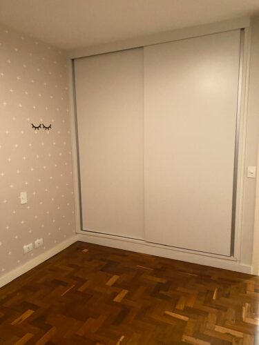 Apartamento com 3 Quartos e 2 banheiros para Alugar, 182 m² por R$ 8.000/Mês