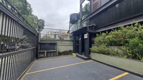 Prédio Comercial com 10 salas 500m² em Pacaembu – São Paulo – SP