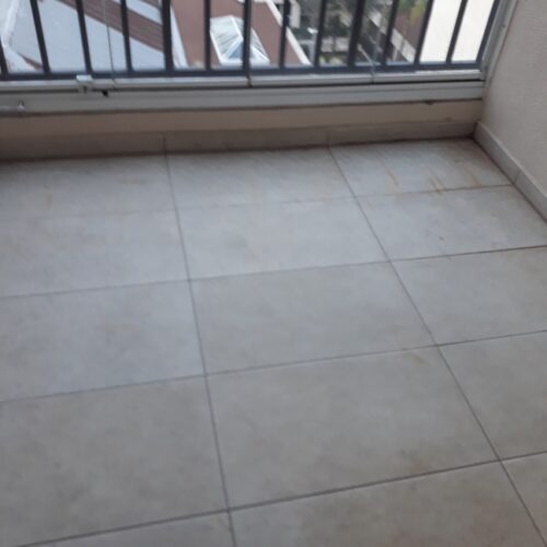 Apartamento com 75 m² e 3 quartos para aluguel em Santa Cecilia