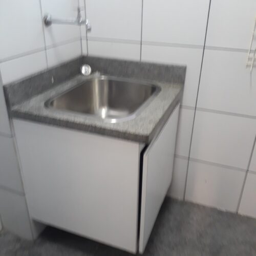 Apartamento com 75 m² e 3 quartos para aluguel em Santa Cecilia