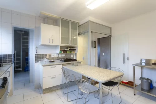 Cobertura, 3 Quartos e 3 banheiros para Alugar, 234 m², Perdizes.