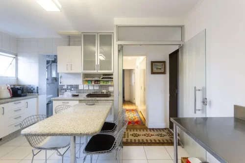 Cobertura, 3 Quartos e 3 banheiros para Alugar, 234 m², Perdizes.
