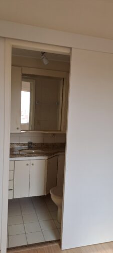 Apartamento com 74 m² e 3 quartos à venda em Vila Pompéia