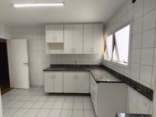 Apartamento com 3 quartos e 115 m² para aluguel em Perdizes