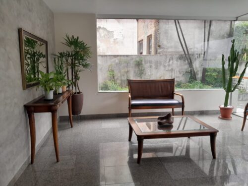 Apartamento para aluguel em Perdizes com 2 dorm. e 1 suíte com 130m².