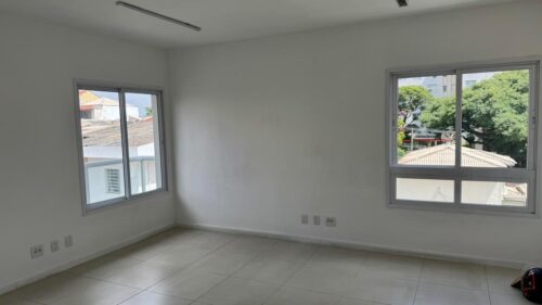Comercial com 1 sala e 2 banheiros de 33 m² para aluguel em Perdizes