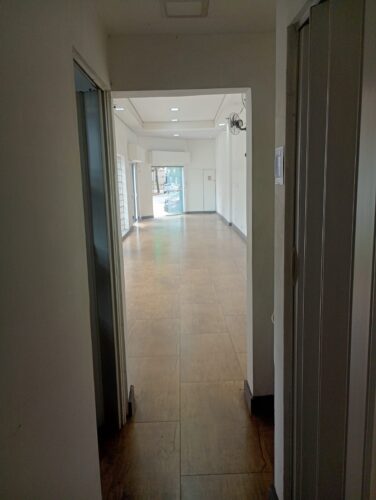 Comercial com 1 sala, 3 banheiros e copa, com 100 m² para aluguel na Lapa