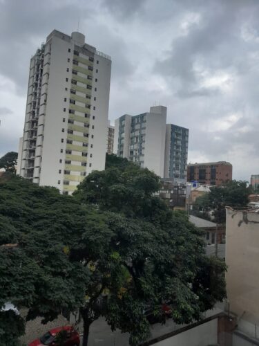 Apartamento com 180 m² e 4 quartos, 3 suítes à venda em Perdizes