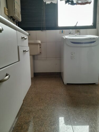 Apartamento com 180 m² e 4 quartos, 3 suítes à venda em Perdizes