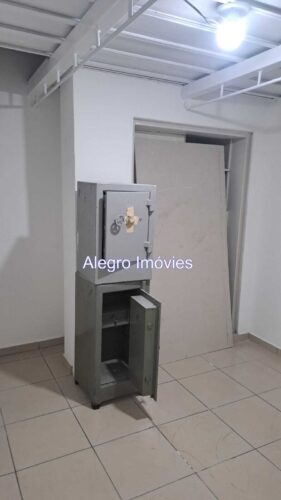 Comercial, 1 salão de 175 m² mais 3 banheiros, sala e Mezanino total de 175m², aluguel em Perdizes