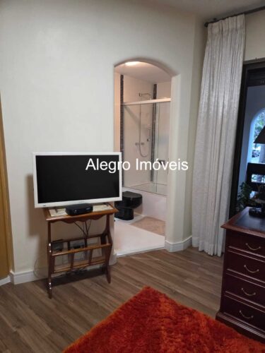 Apartamento com 4 Suítes e 5 banheiros à Venda, 225 m² por R$ 2.300.000