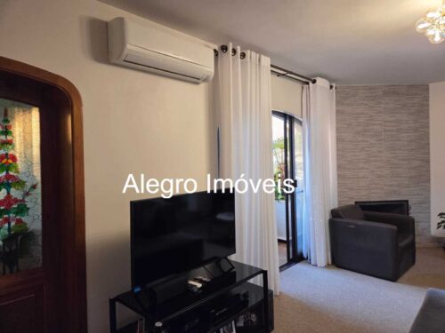Apartamento com 4 Suítes e 5 banheiros à Venda, 225 m² por R$ 2.300.000