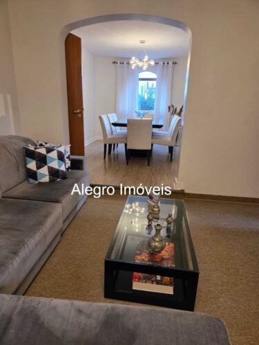 Apartamento com 4 Suítes e 5 banheiros à Venda, 225 m² por R$ 2.300.000