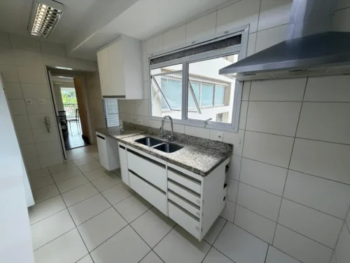 Apartamento com 170 m² e 3 suítes à venda e aluguel em Água Branca