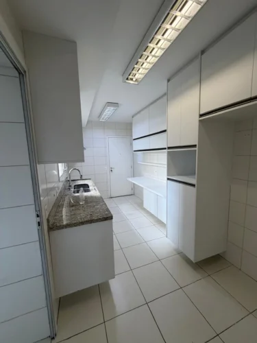 Apartamento com 170 m² e 3 suítes à venda e aluguel em Água Branca