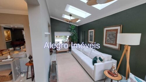 Casa sobrado com 3 suítes, 800 m², 4 vagas excelente localização em São Paulo – SP