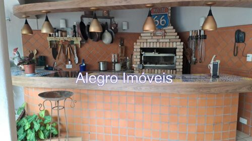 Casa sobrado com 3 suítes, 800 m², 4 vagas excelente localização em São Paulo – SP