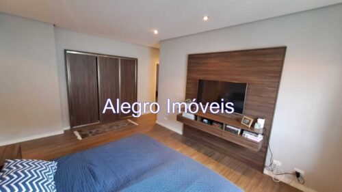 Casa sobrado com 3 suítes, 800 m², 4 vagas excelente localização em São Paulo – SP