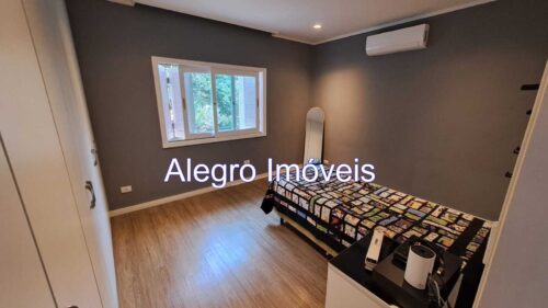 Casa sobrado com 3 suítes, 800 m², 4 vagas excelente localização em São Paulo – SP