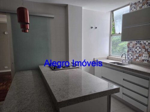 Apartamento de 182 m² com 3 quartos para aluguel em Pacaembu