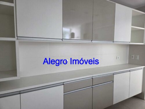 Apartamento de 182 m² com 3 quartos para aluguel em Pacaembu