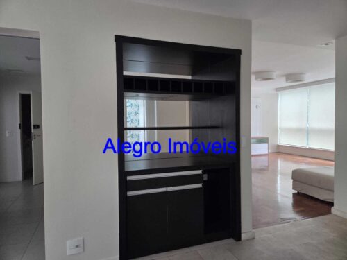 Apartamento de 182 m² com 3 quartos para aluguel em Pacaembu