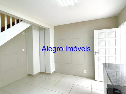 Casa de Vila, Sobrado, com 3 suítes, 126 m² à venda em Pinheiros