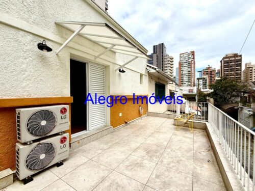 Casa de Vila, Sobrado, com 3 suítes, 126 m² à venda em Pinheiros