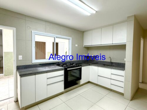Casa de Vila, Sobrado, com 3 suítes, 126 m² à venda em Pinheiros