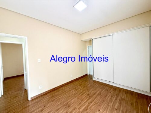 Casa de Vila, Sobrado, com 3 suítes, 126 m² à venda em Pinheiros