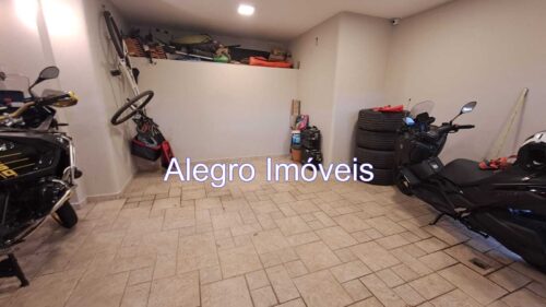 Casa sobrado com 3 suítes, 800 m², 4 vagas excelente localização em São Paulo – SP