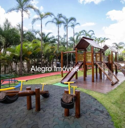 Apartamento 3 dormitórios, 1 suíte e 2 banheiros para Alugar, 107 m² por R$ 5.500/Mês