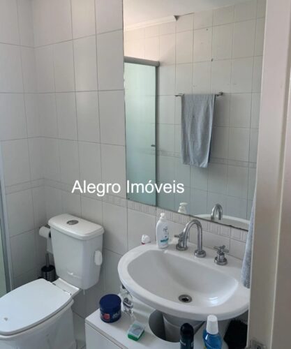 Apartamento 3 dormitórios, 1 suíte e 2 banheiros para Alugar, 107 m² por R$ 5.500/Mês