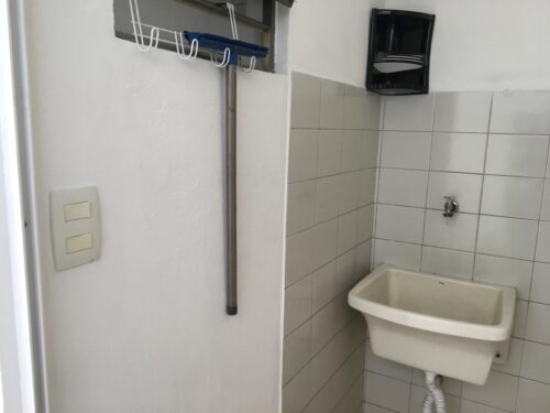 Sobrado Comercial de 202 m² construída com 3 quartos em aluguel em Perdizes