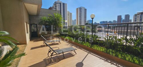 Vista espetacular no Itaim Bibi. Andar Alto com Varanda